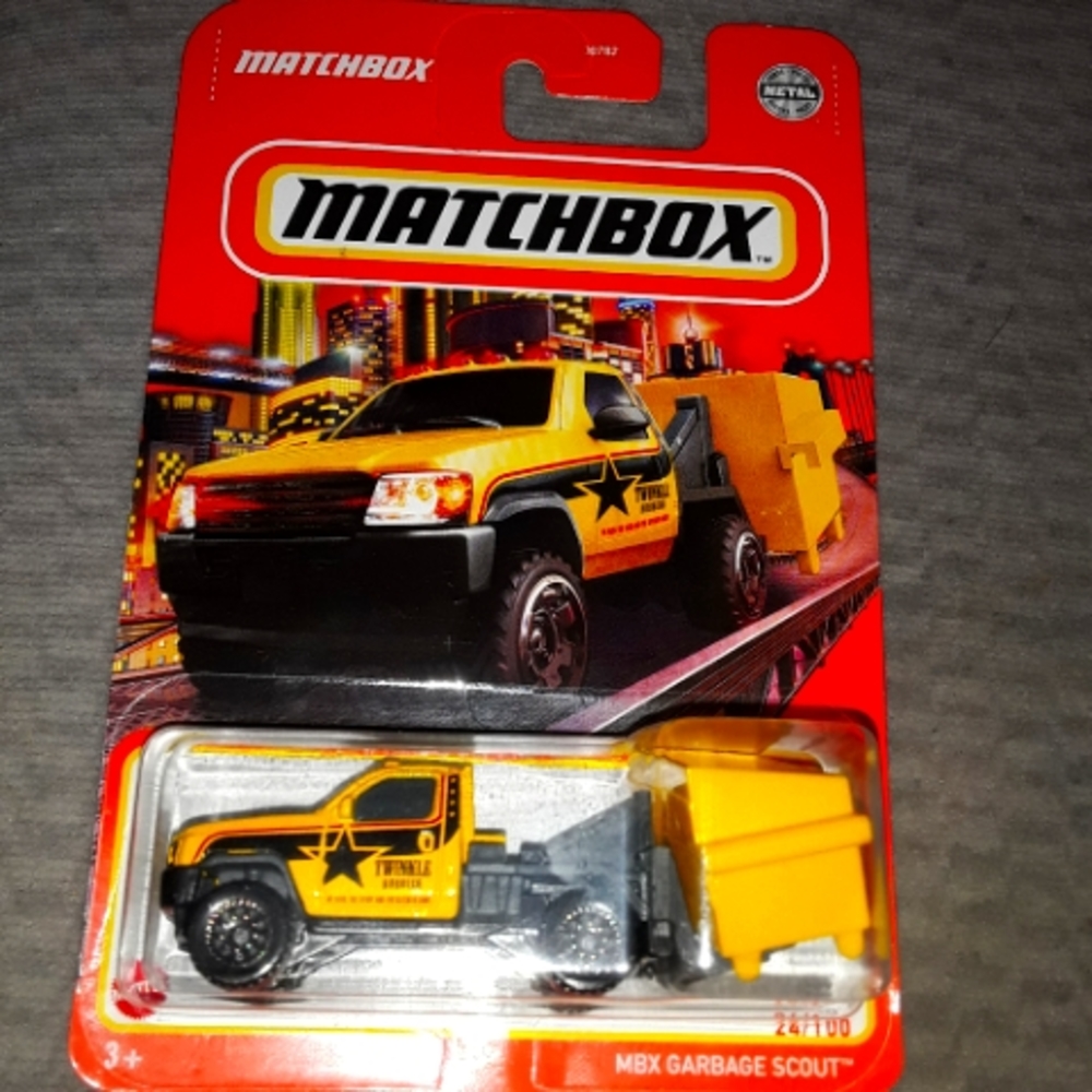 HOT WHEELS MBX GARBAGE SCOUT TOY CARS YELLOW TRUCK